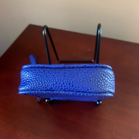 Henri Bendel wristlet with dust bag - LNC - Picture 5 of 7